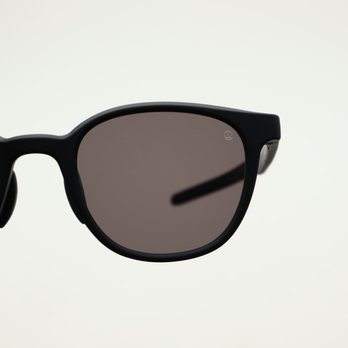 Eyevol アイヴォル MILBURN (51) ミルバーン(51) / MBK-DG |