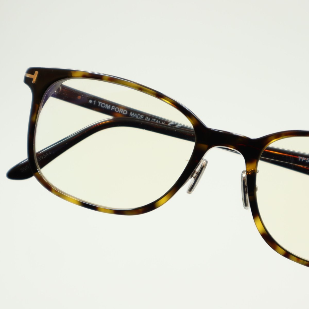 TOM FORD トムフォード TF5852-D-B 052 | メガネのクギミヤ