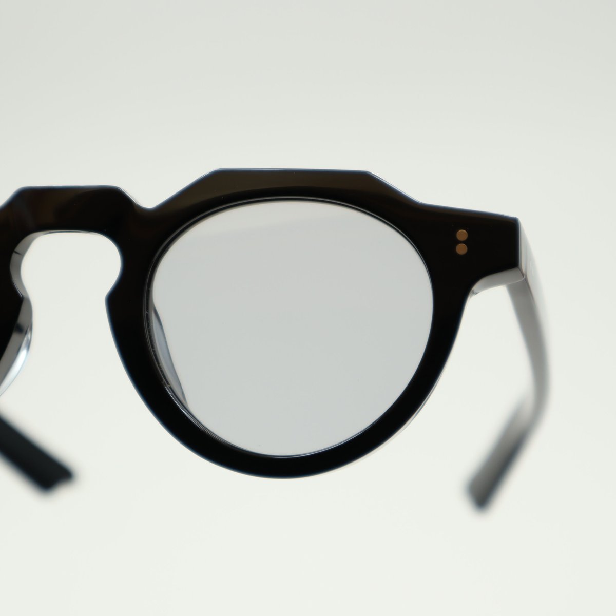 Few by NEW. フューバイニュー / F5 c-1 Black | メガネのクギミヤ Few by NEW. フューバイニュー / F5 c-1 Black | メガネのクギミヤ