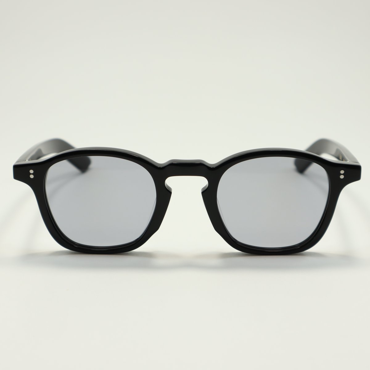 Few by NEW. フューバイニュー サングラス F10/48 ブラック Few by NEW. フューバイニュー / F10/48 c-1 Black | メガネの