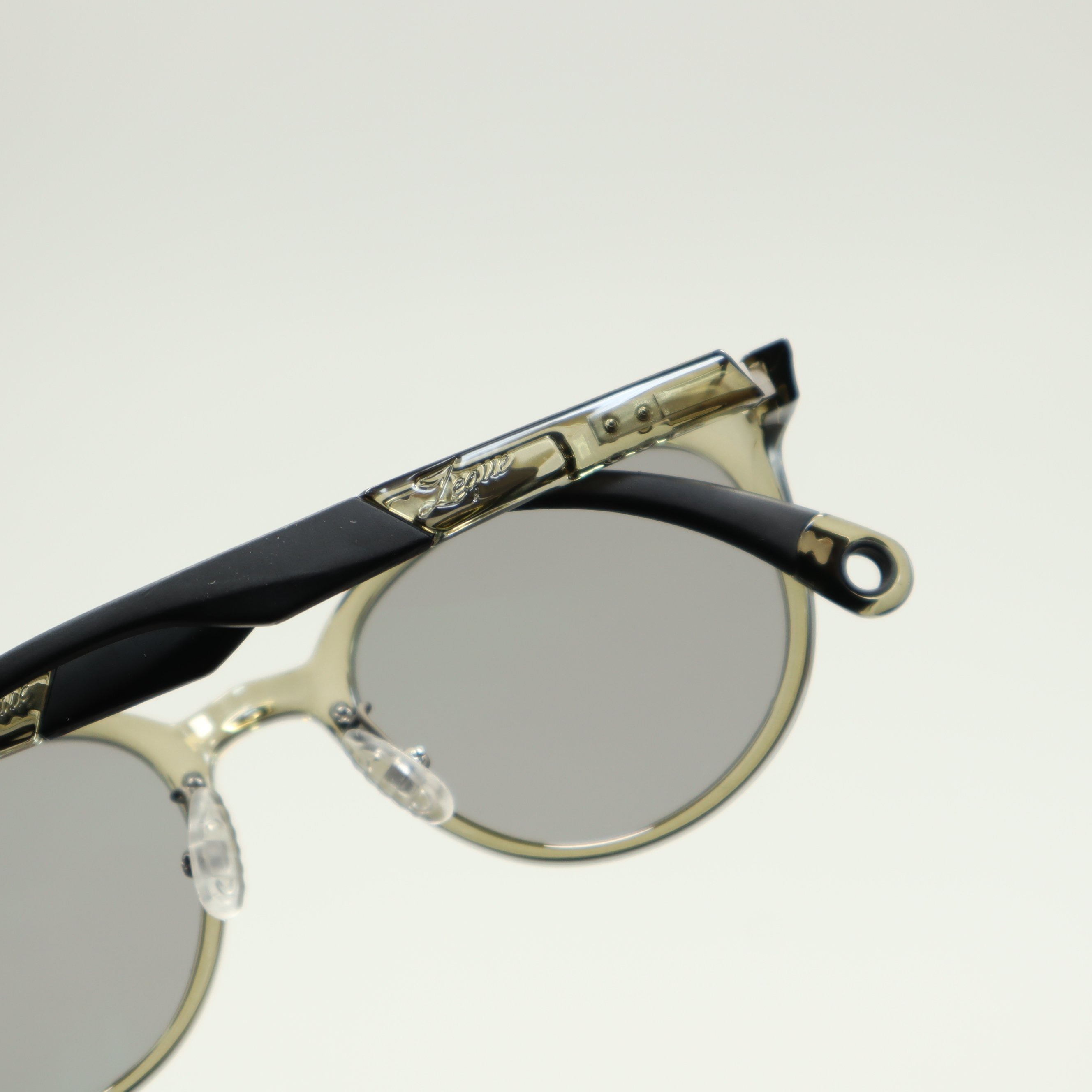 Zeque by ZEAL OPTICS (ゼクーバイジールオプティクス) JUNO (ジュノ