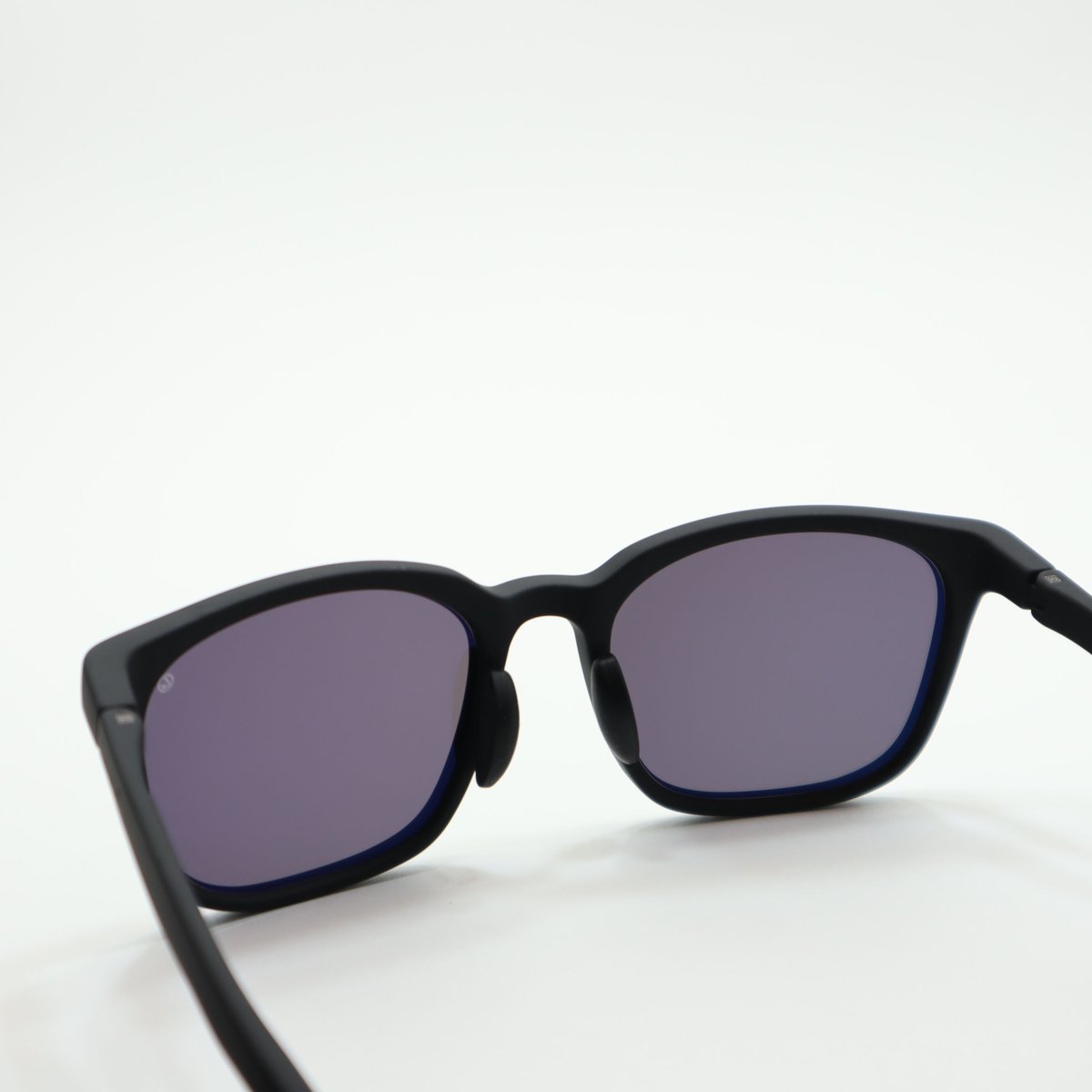 【超美品】アイヴォル　ヒース3　56 ☆ハードケース付☆ 超美品】アイヴォル ヒース3 56 ☆ハードケース付☆ Eyevol