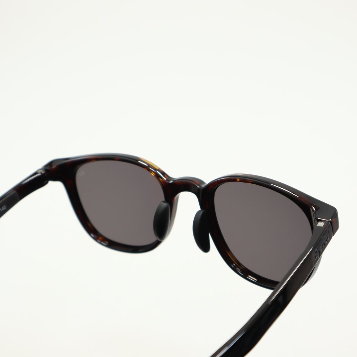 Eyevol アイヴォル MILBURN (51) ミルバーン(51) / DM-DG | メ