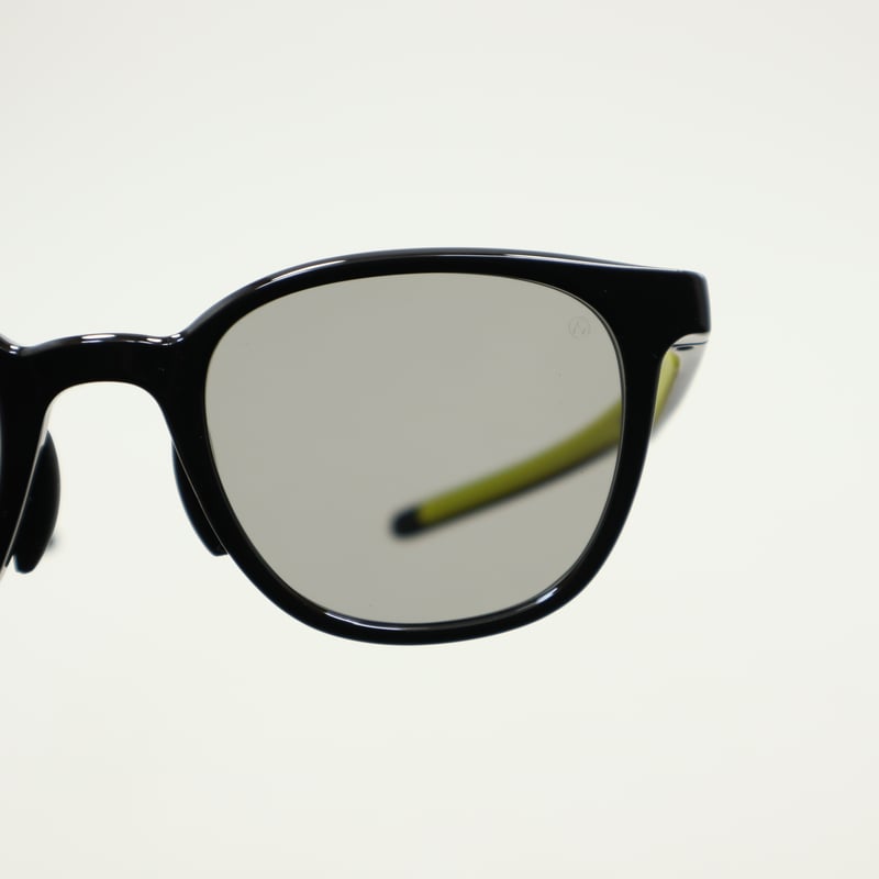 Eyevol アイヴォル MILBURN (51) ミルバーン(51) / BK-LY-MGY