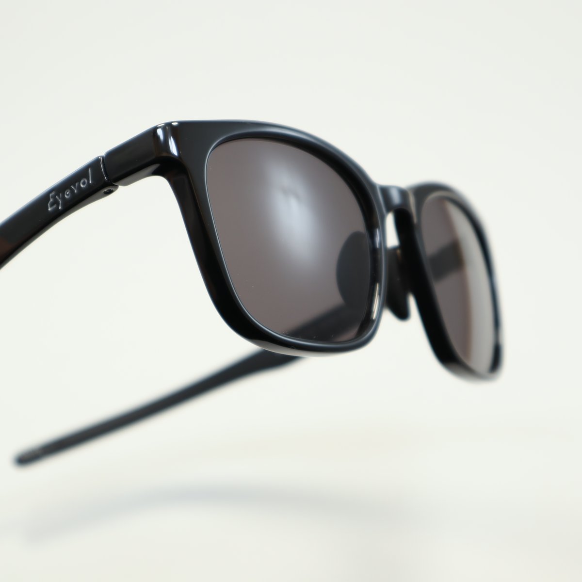 Eyevol アイヴォル HEATH Ⅲ (56) ヒーススリー / BK-DG-DK.GR Eyevol アイヴォル HEATH Ⅲ (56) ヒーススリー / BK-DG-DK.GR