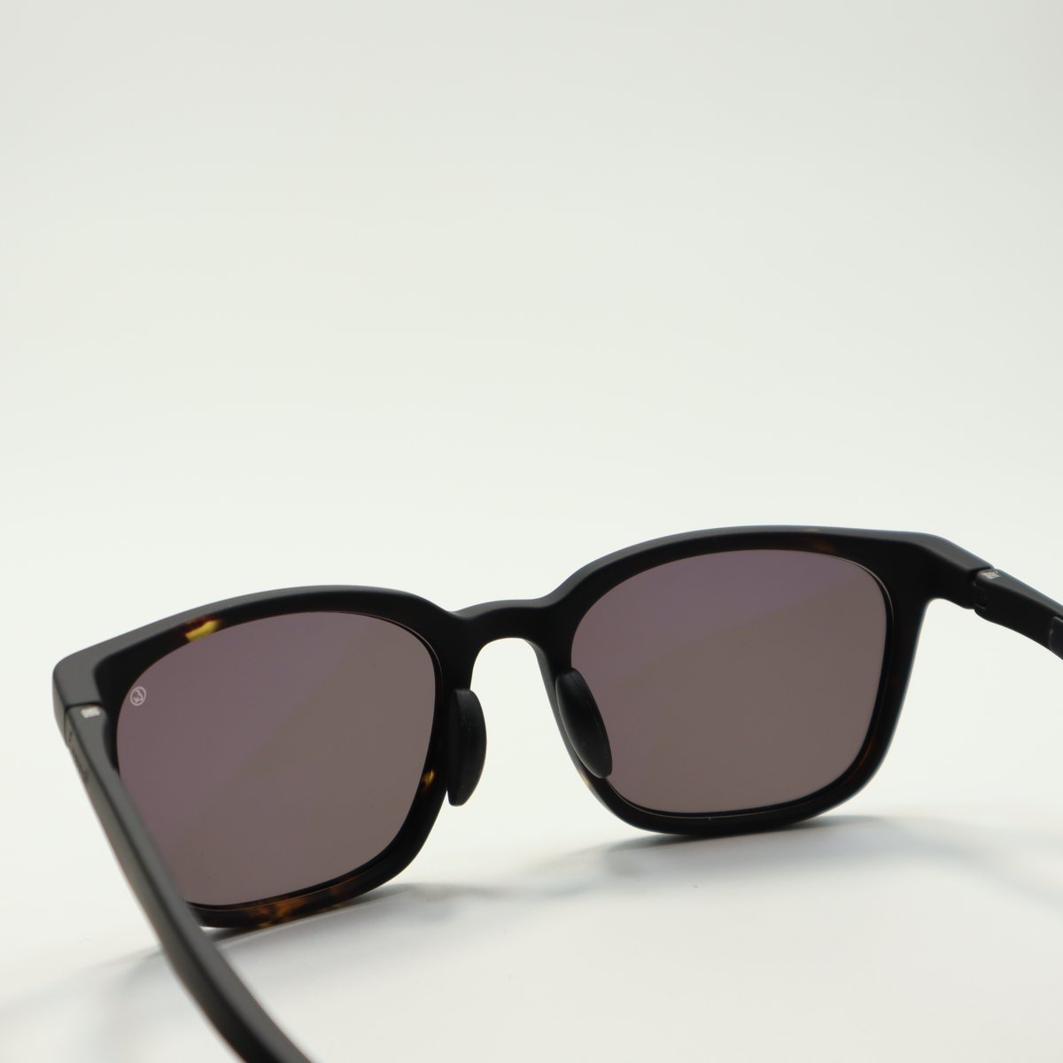 Eyevol アイヴォル HEATH Ⅲ (56) ヒーススリー (56) / MDM-DG Eyevol アイヴォル HEATH Ⅲ (56) ヒーススリー (56) / MDM-DG