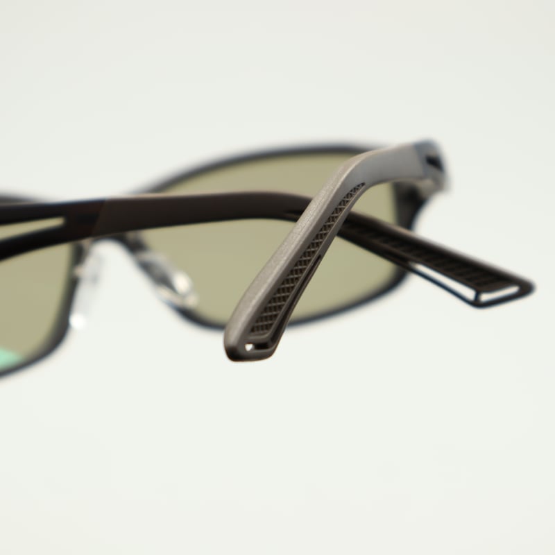 Zeque by ZEAL OPTICS (ゼクーバイジールオプティクス) STELTH