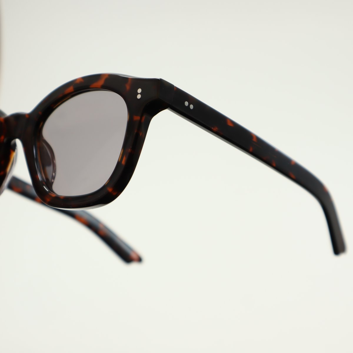 Few by NEW. フューバイニュー / F28 c-2 demi | メガネのクギミヤ