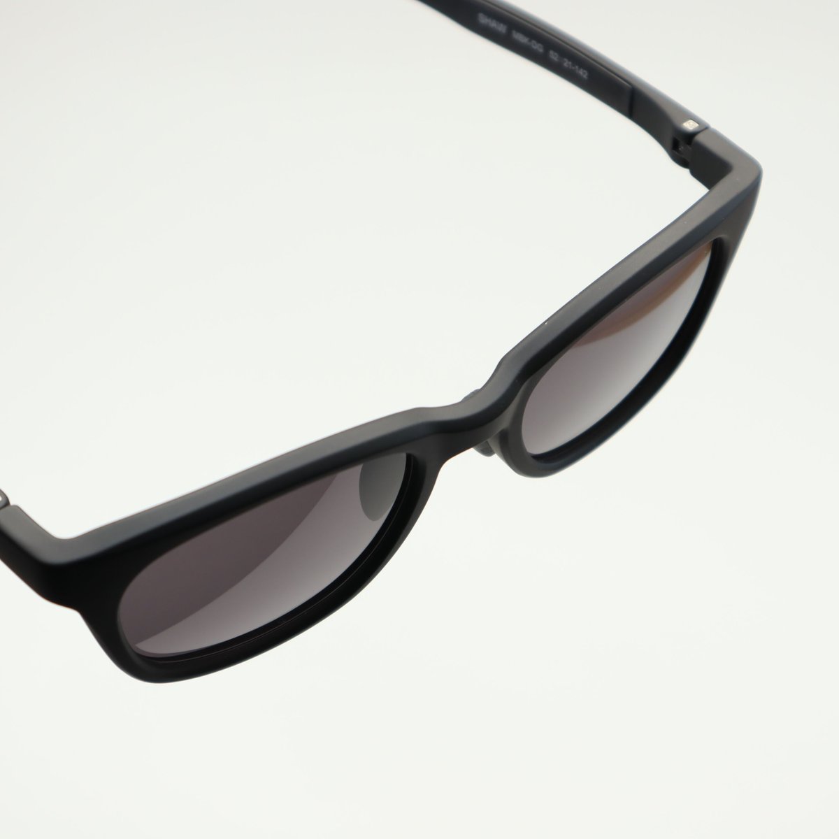 Eyevol SHAW MBK-DG サングラス SHAW (52) MBK-V2 GY56PL