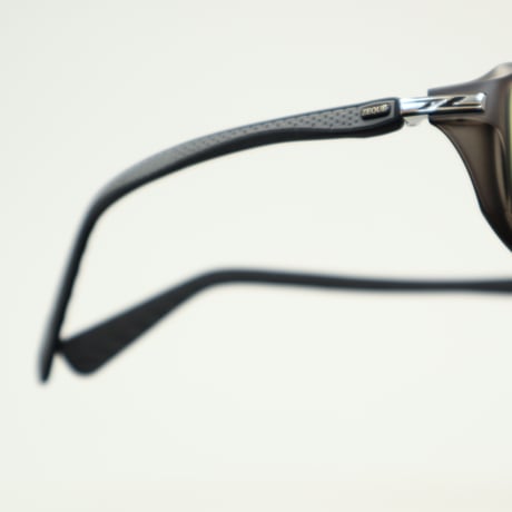 Zeque by ZEAL OPTICS (ゼクー) TIDA X (ティーダエックス) / SMOKE  GRAY / EASE GREEN / F-2303