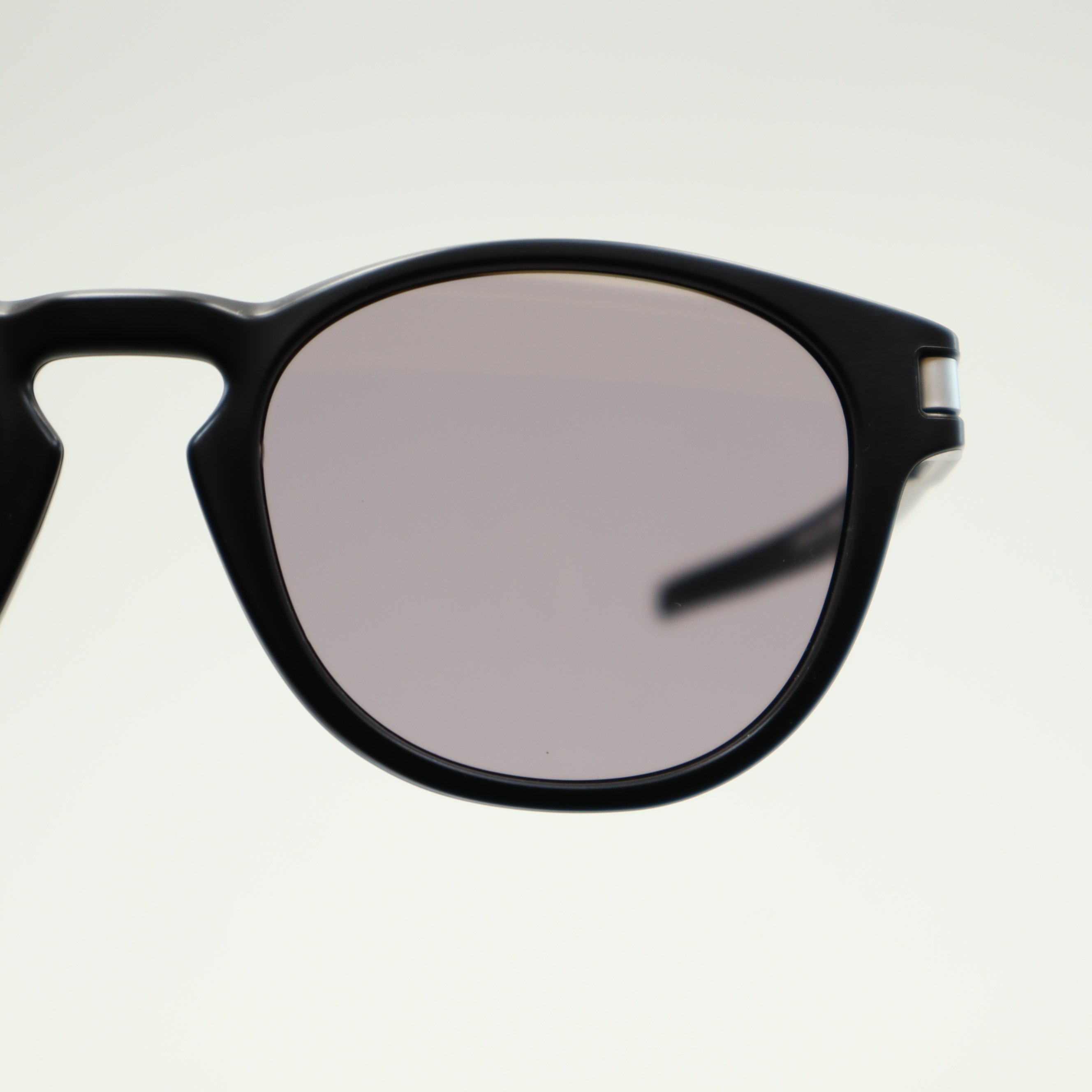 OAKLEY オークリー Latch ラッチ Matte Black / Prizm Sla