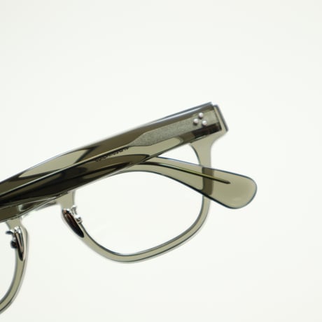 NEW. Revision ニューリビジョン / R-5 c-3 grey khaki