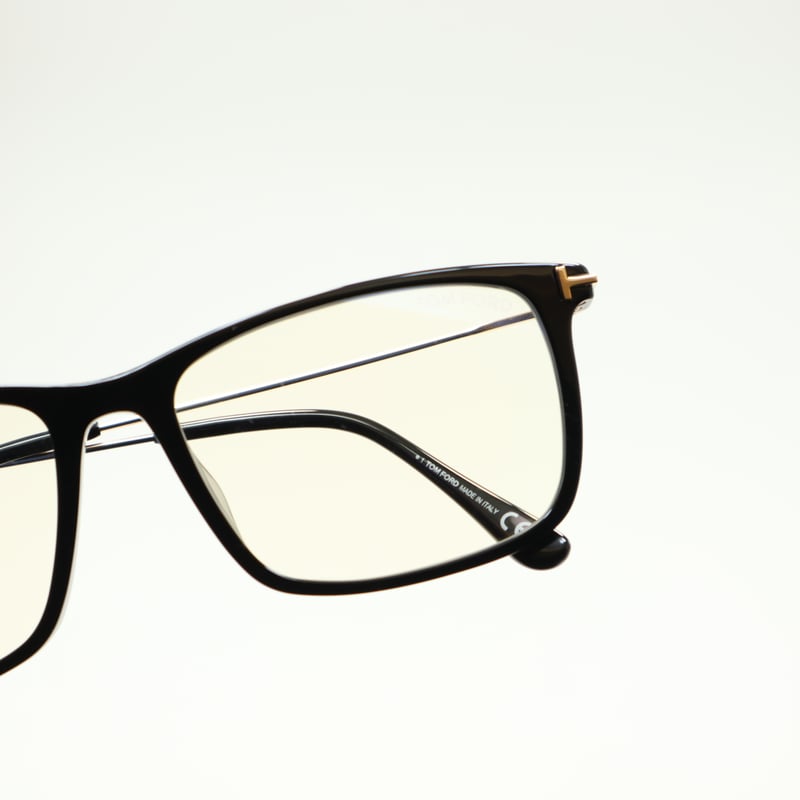 TOM FORD トムフォード TF5758-F-B 001 | メガネのクギミヤ