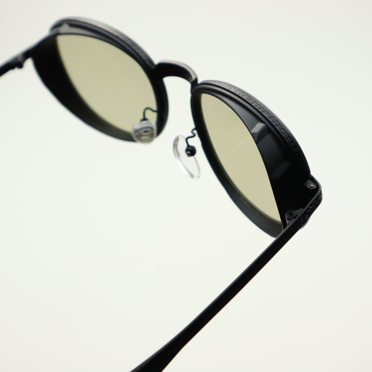 Zeque by ZEAL OPTICS (ゼクーバイジールオプティクス) Gibson Zeque by ZEAL OPTICS (ゼクーバイジールオプティクス) Gibson