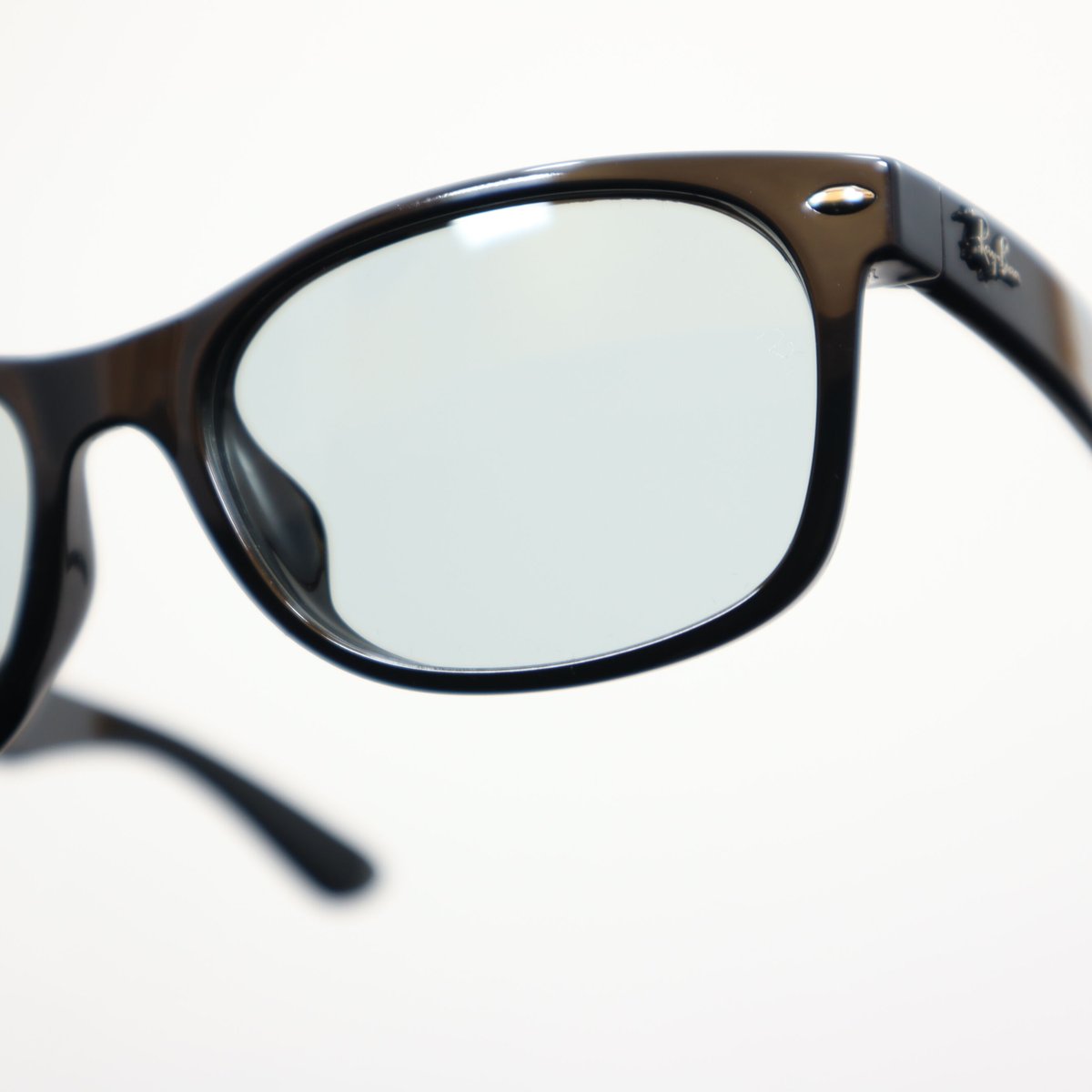 Ray-Ban レイバン RB2132-F 601/R5 ニューウェイファーラー | メガネの...