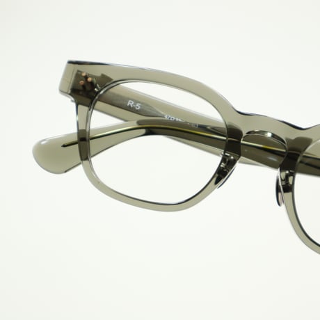 NEW. Revision ニューリビジョン / R-5 c-3 grey khaki