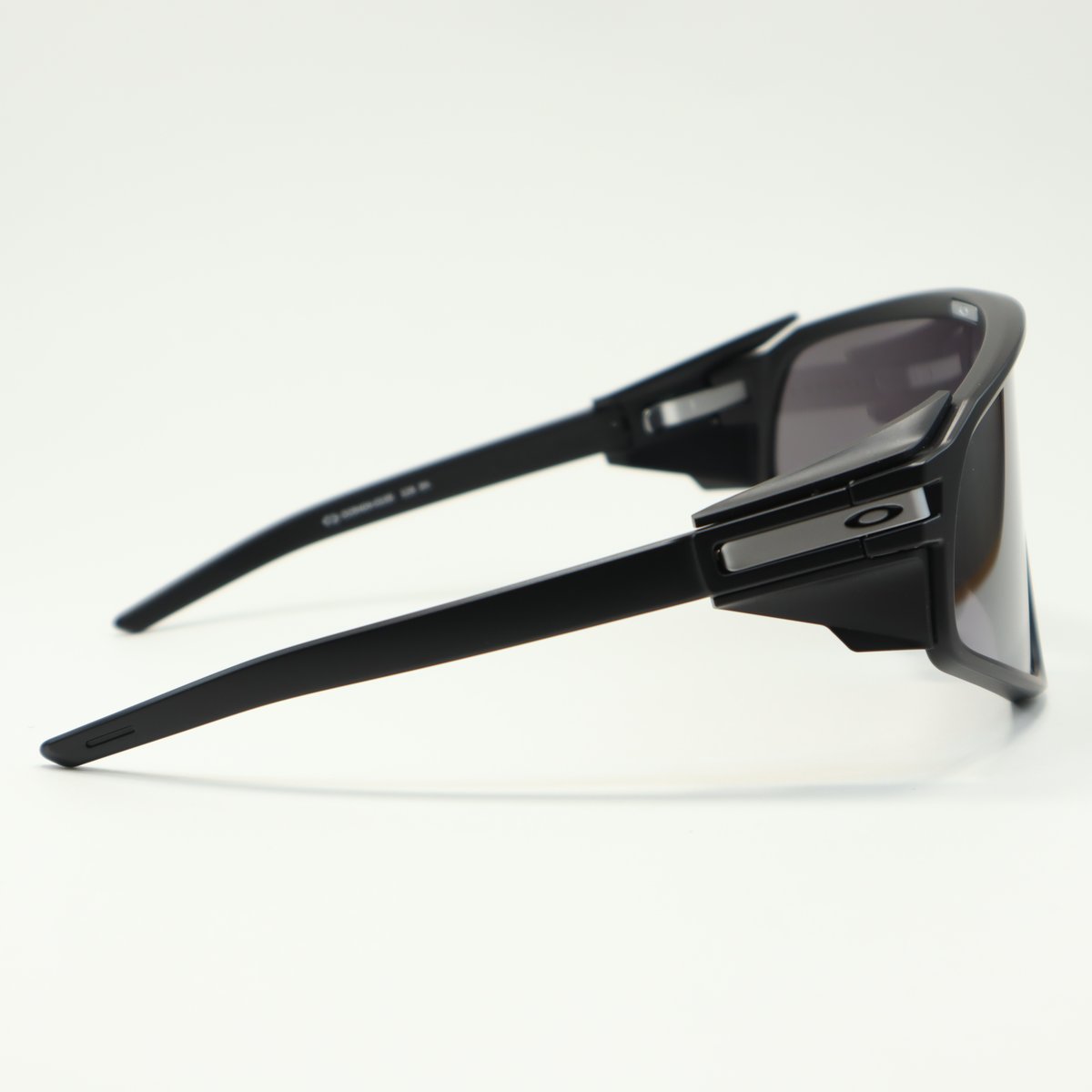 OAKLEY オークリー Latch Panel ラッチパネル Matte Black / P OAKLEY オークリー Latch Panel ラッチパネル Matte Black / P