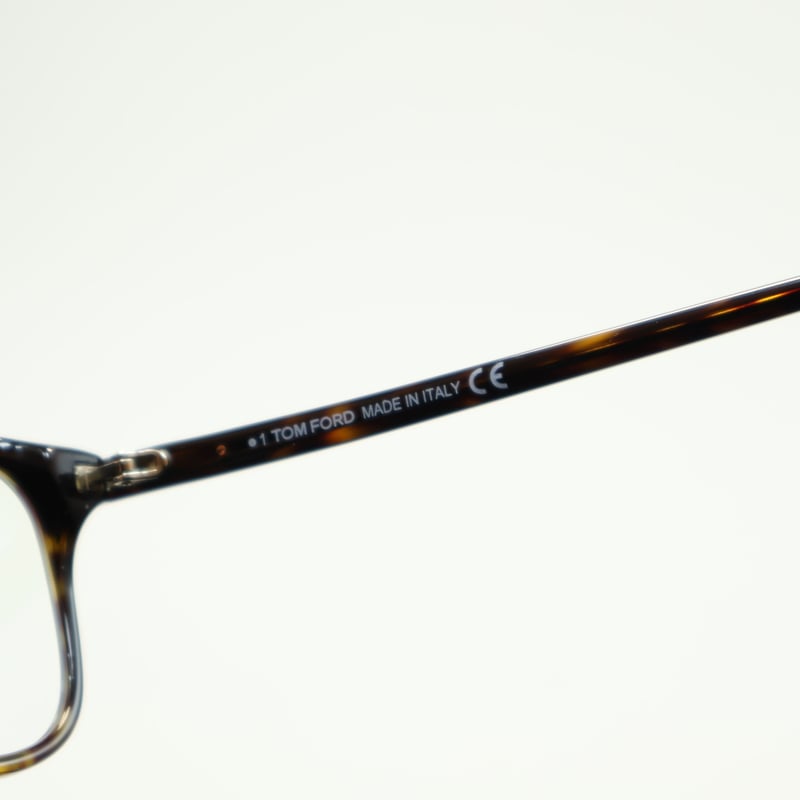 TOM FORD トムフォード TF5852-D-B 052 | メガネのクギミヤ