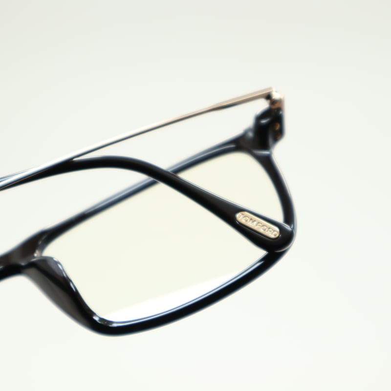 TOM FORD トムフォード TF5758-F-B 001 | メガネのクギミヤ