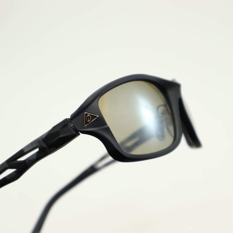 Zeque by ZEAL OPTICS (ゼクーバイジールオプティクス) STELTH Zeque by ZEAL OPTICS (ゼクーバイジールオプティクス) STELTH