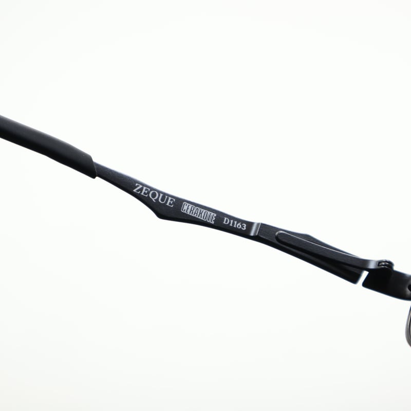 Zeque by ZEAL OPTICS (ゼクーバイジールオプティクス) AVENGE el Zeque by ZEAL OPTICS (ゼクーバイジールオプティクス) AVENGE el
