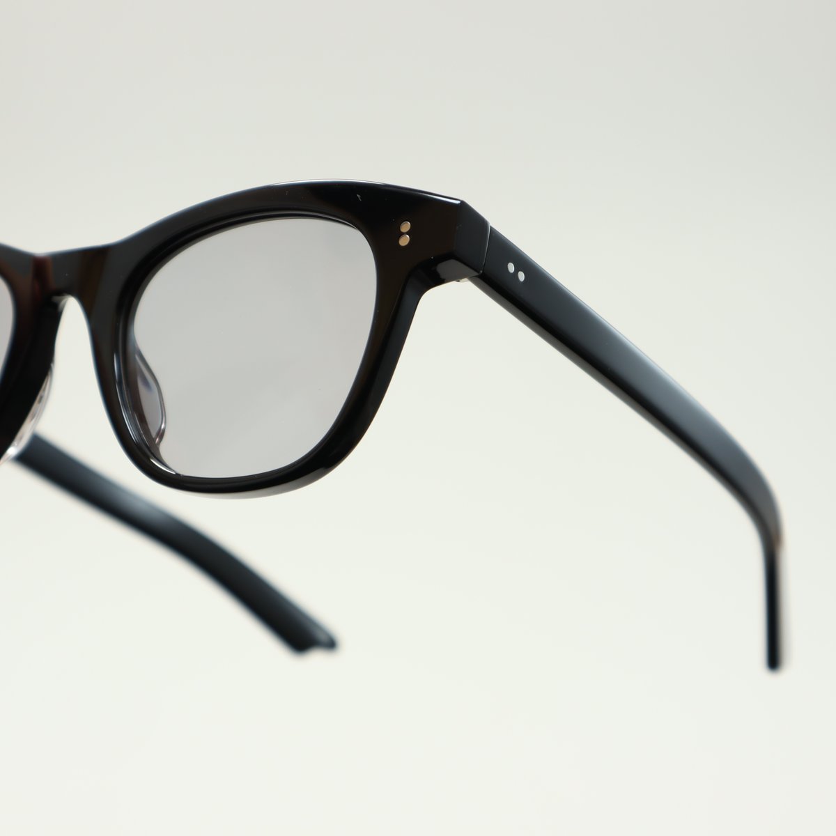 Few by new F23ブラックサングラス ケース付き 美品 fit=scale-down,w=1200