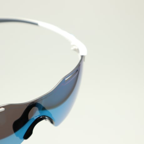OAKLEY (オークリー) Cybr zero (サイバーゼロ) Polished white / Prizm sapphire *OO9512D-0239