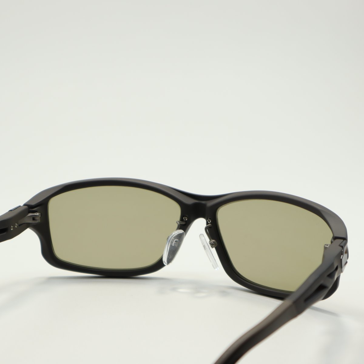 Zeque by ZEAL OPTICS (ゼクーバイジールオプティクス) STELTH (ス