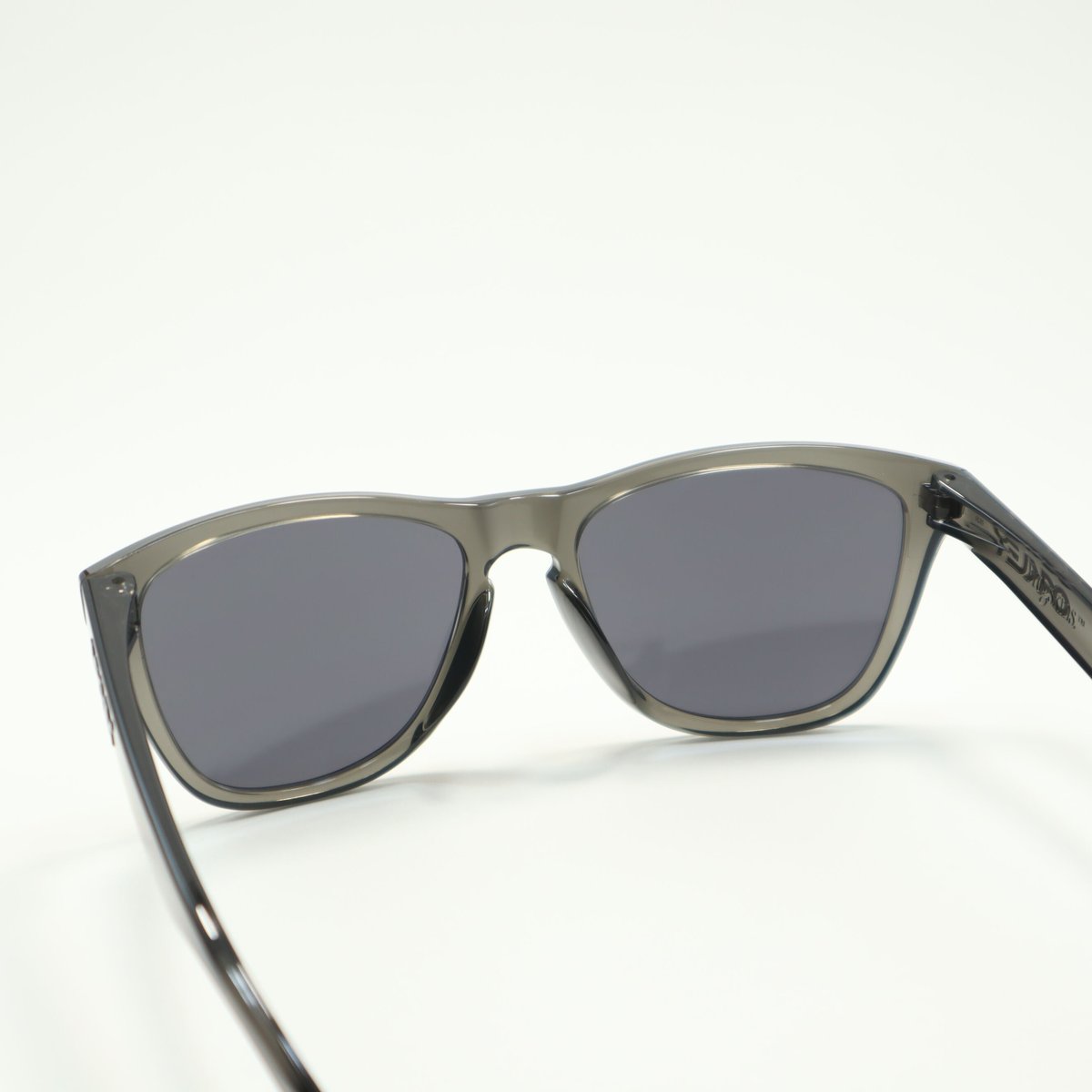 OAKLEY オークリー FROGSKINS フロッグスキン Grey Smoke / Black Iridium アジアンフィット *OCEカスタム