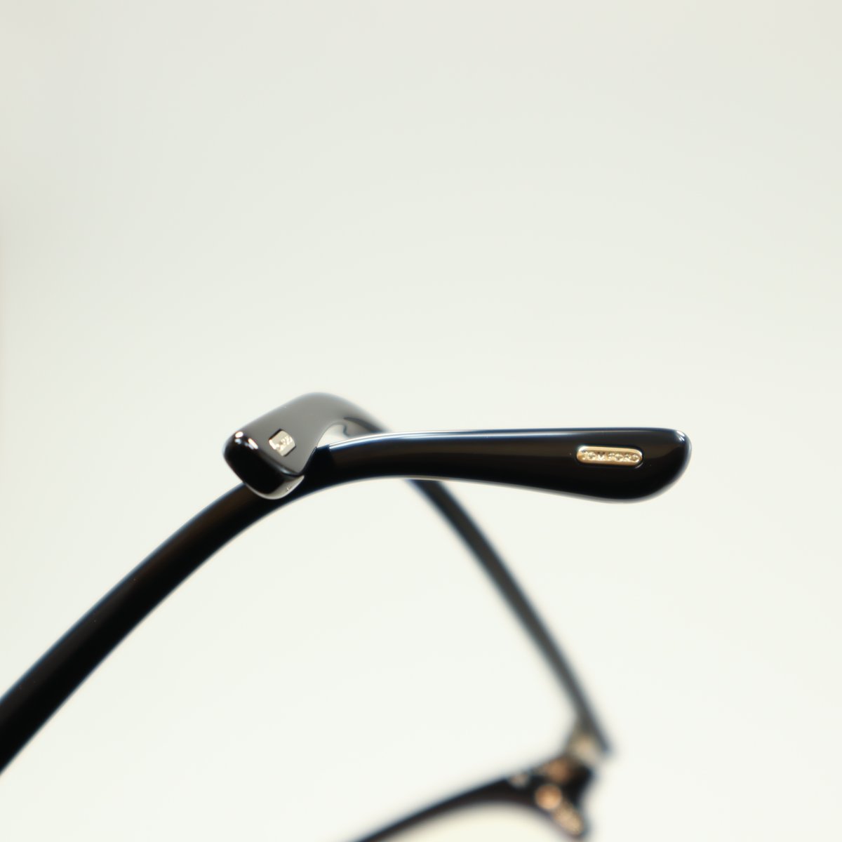 メガネ・老眼鏡 TOM FORD TF6016-K-B 001 楽天市場】TOM FORD トムフォード メガネ サーモント型 ブロータイプ