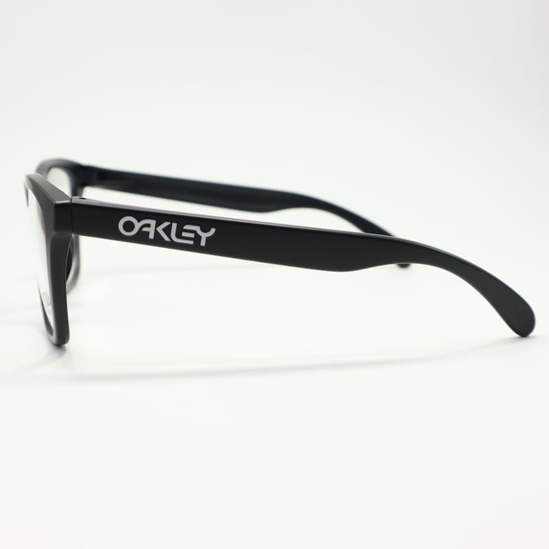 オークリーox8137-03偏光ダークグレーサングラスFrogskins