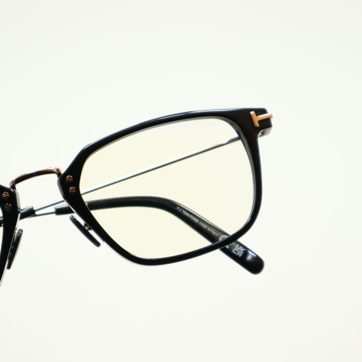 トムフォードTF5862-D-B 001 TOM FORD ブルーライトカット TF5862-D-B 001 日本限定 スクエア
