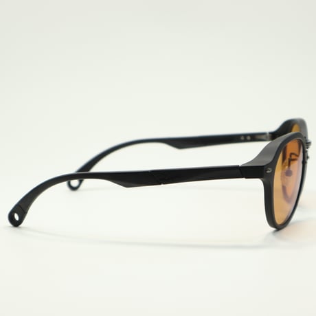 Zeque by ZEAL OPTICS (ゼクーバイジールオプティクス) Julia (ジュリア) / MATTE BLACK / LUSTER ORANGE / F2141