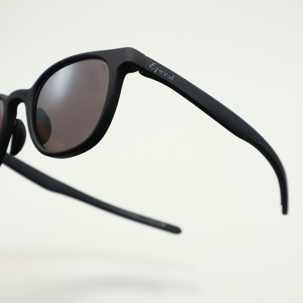 Eyevol MILBURN(51) ノーマルレンズ アイヴォル ミルバーン Eyevol アイヴォル MILBURN (51) ミルバーン(51) / MBK-DG |