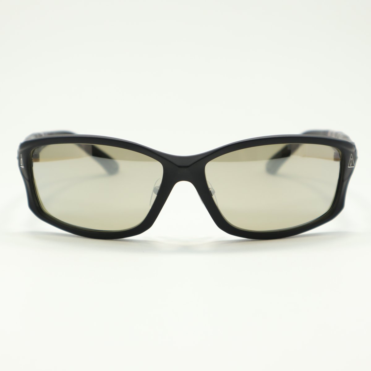 Zeque by ZEAL OPTICS (ゼクーバイジールオプティクス) STELTH Zeque by ZEAL OPTICS (ゼクーバイジールオプティクス) STELTH