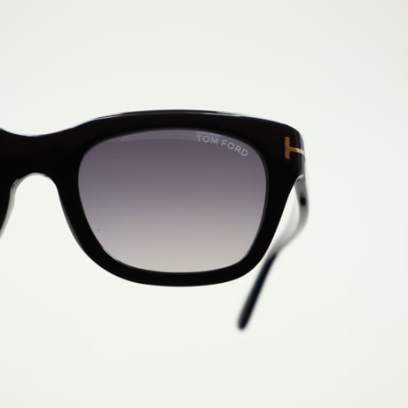 TOM FORD トムフォード TF237-F 01B Snowdon