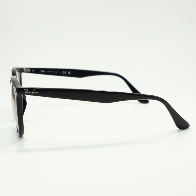 Ray-Ban レイバン RB4258-F 601/87 ライトグレーレンズ | メガネ Ray-Ban レイバン RB4258-F 601/87 ライトグレーレンズ | メガネ