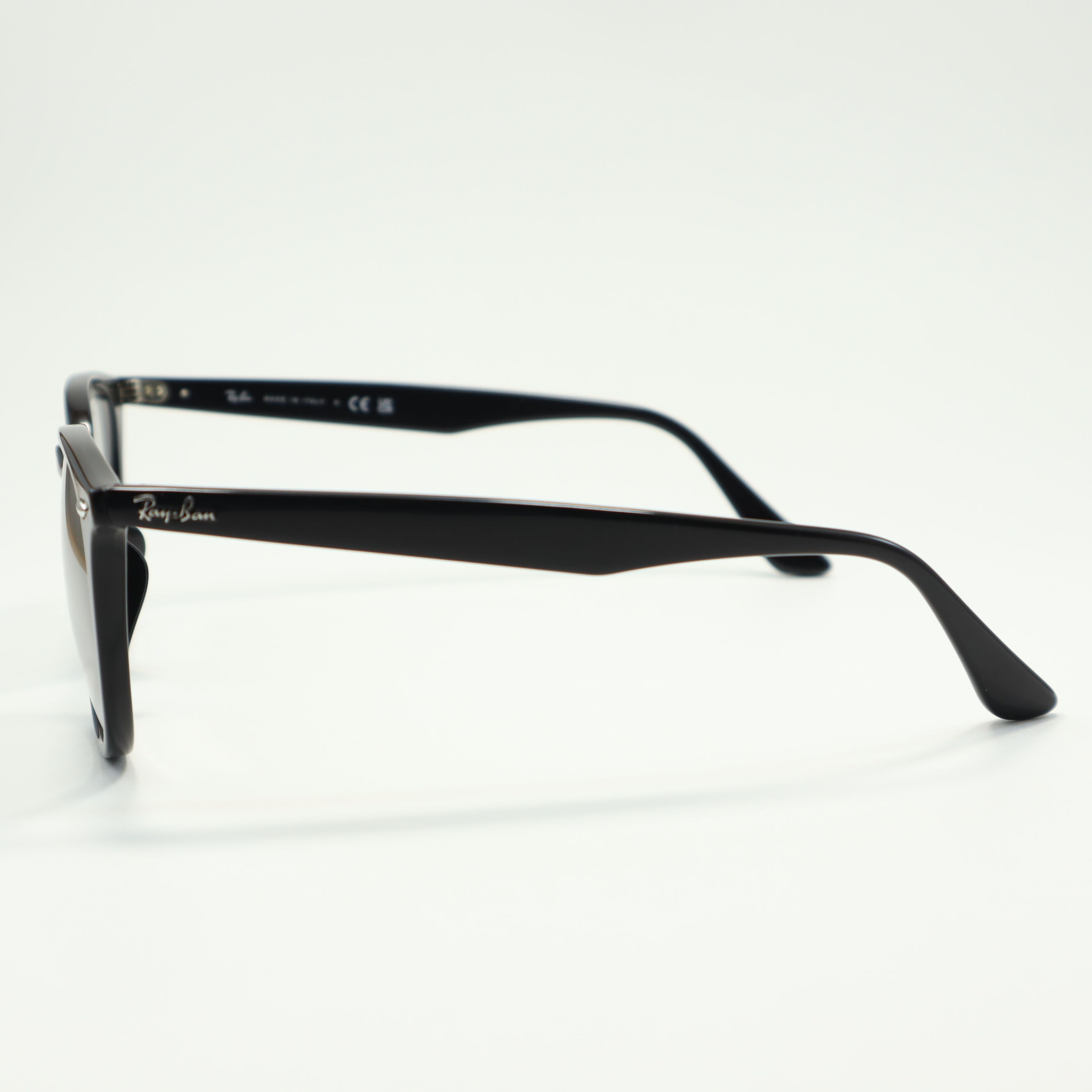 Ray-Ban レイバン RB4258-F 601/87 ライトグレーレンズ | メガネのクギミヤ