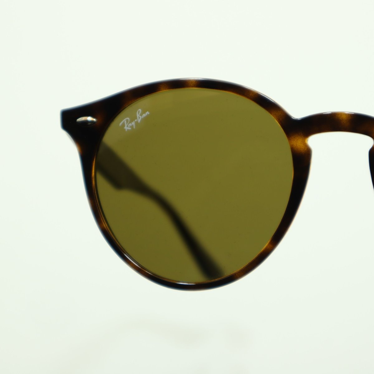RayBan　RB2180-F 710/73ダークブラウンレンズ　サングラス 商品詳細ページ