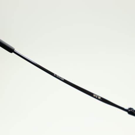 NEW. ニュー / WOOD ウッド c-4 black x matte black