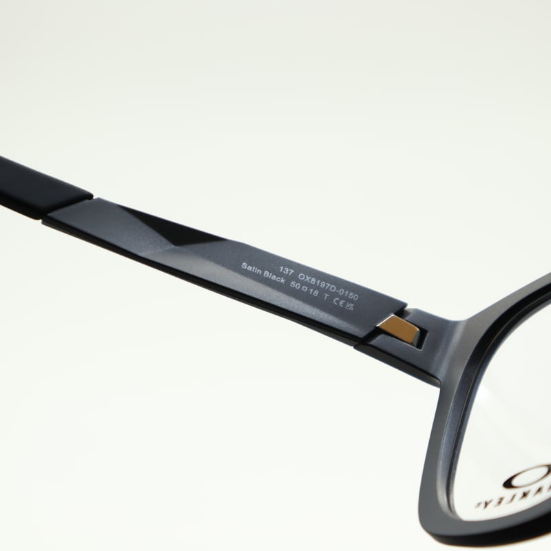 OAKLEY オークリー SHACKLE シャックル OX8197D-0150 | メガネのクギミヤ