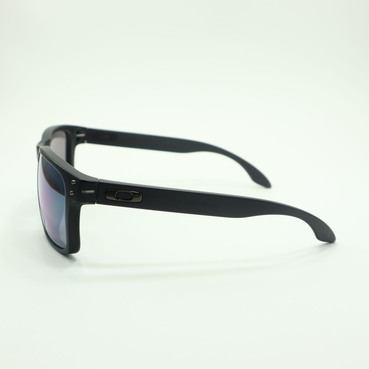 偏光仕様OAKLEY9244ライトグレーHOLBROOKホルブルック27-