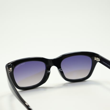 TOM FORD トムフォード TF237-F 01B Snowdon