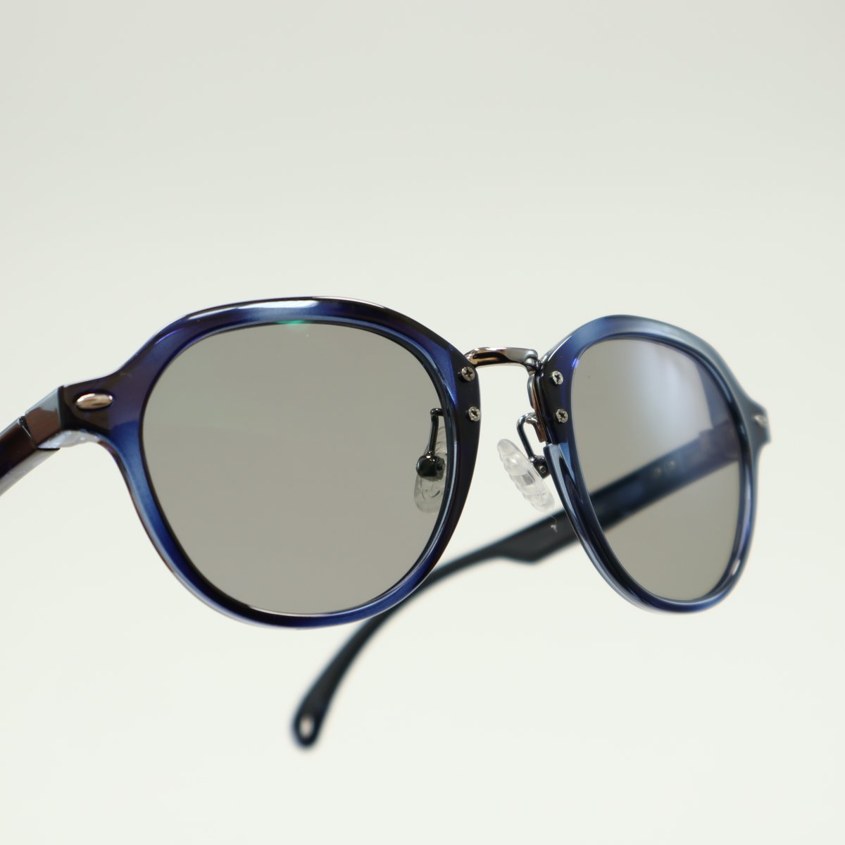 【セナ】デイベット ジュリア スズキ・ジムニー専用マグネットリアデフォッガーカバー | カー用品の