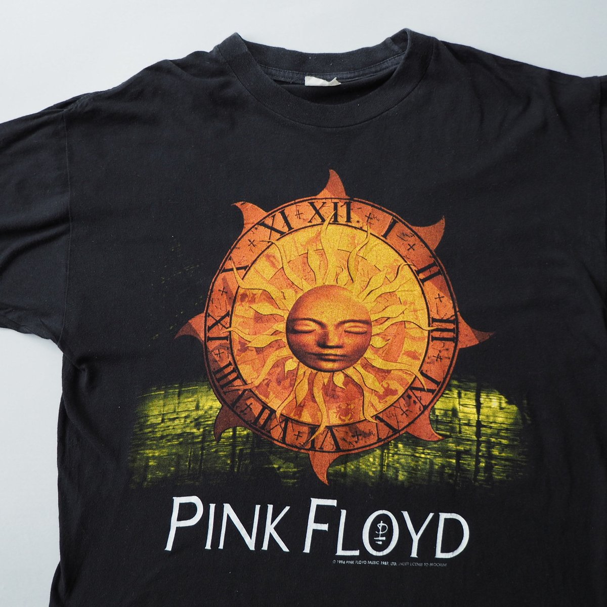 PINK FLOYD 90s 1994 TOUR VINTAGE TEE | used sel PINK FLOYD 90s 1994 TOUR VINTAGE TEE | used sel