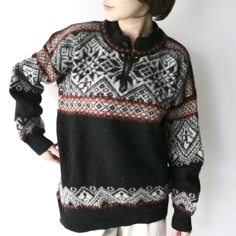 「dale of norway 」 half zip up  knit  sweater