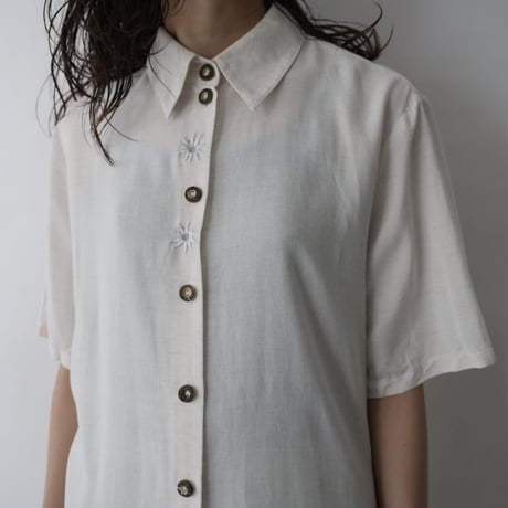 ladies' Tyrolean embroidery blouse