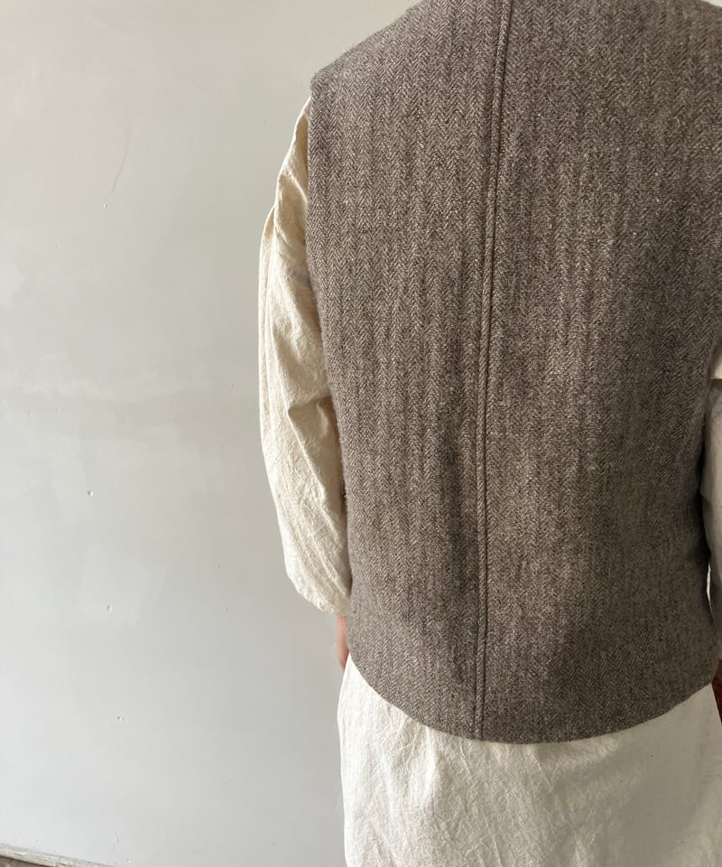 WOOL LINEN SINGLE VEST 一葉自然農園の野良着 | usual web