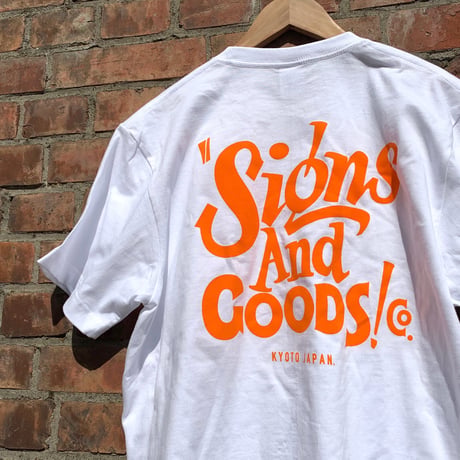 SIGNS & GOODS! Co. LETTER LOGO Tee.