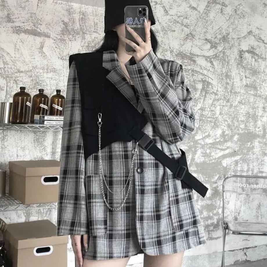 6225c023047a9d627a7989bd